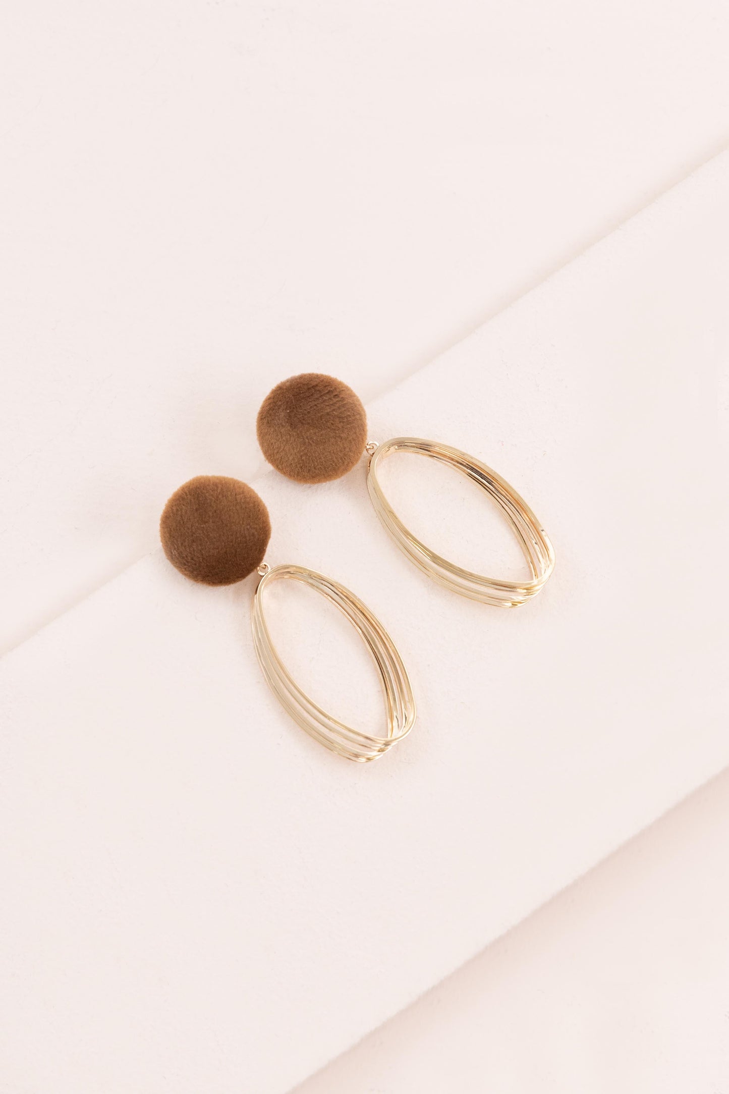 Pursuit Button Earrings | Tan