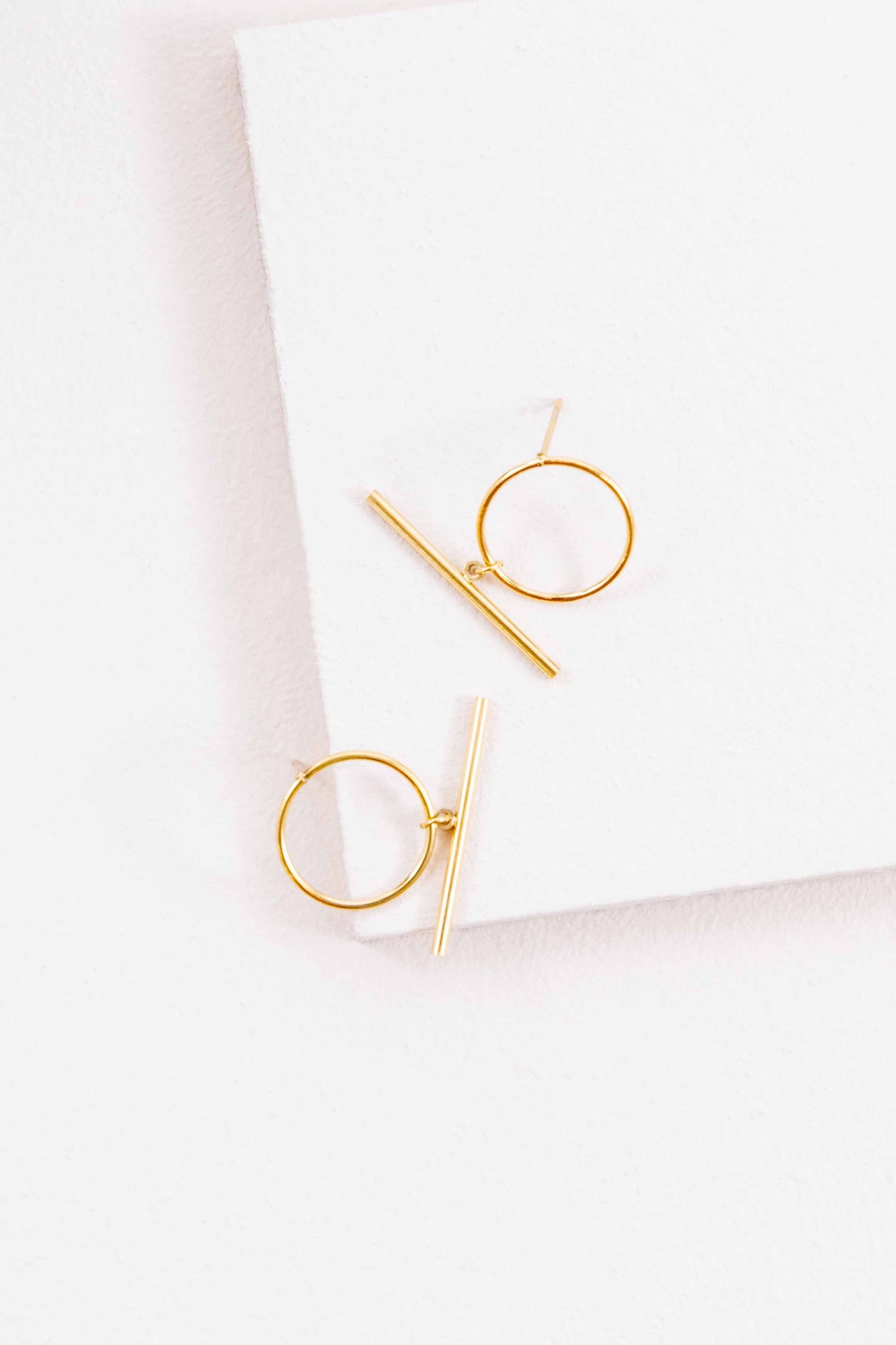 Bottom Line Earrings (14K)