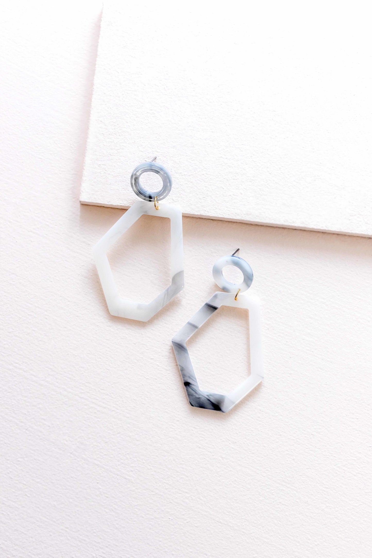 Chic Marble Dangle Earrings