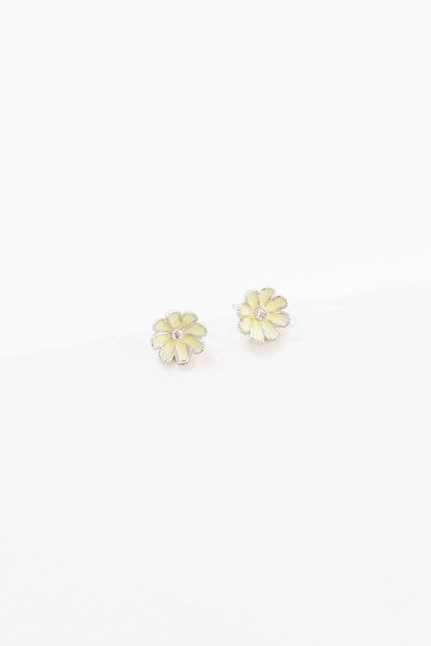 Primrose Stud Earrings | Mint (18K)