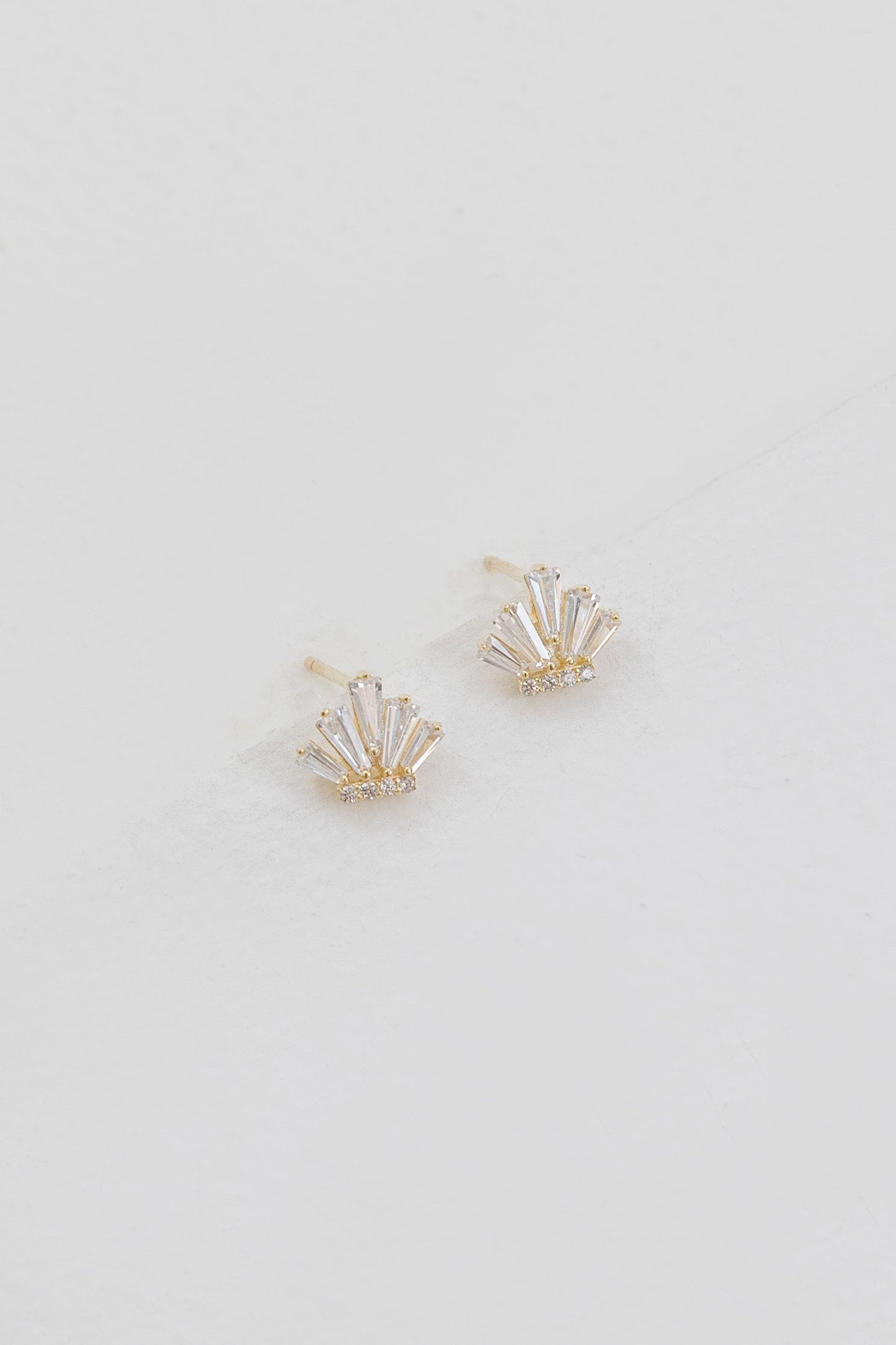 Mini Queen Earrings (14K)