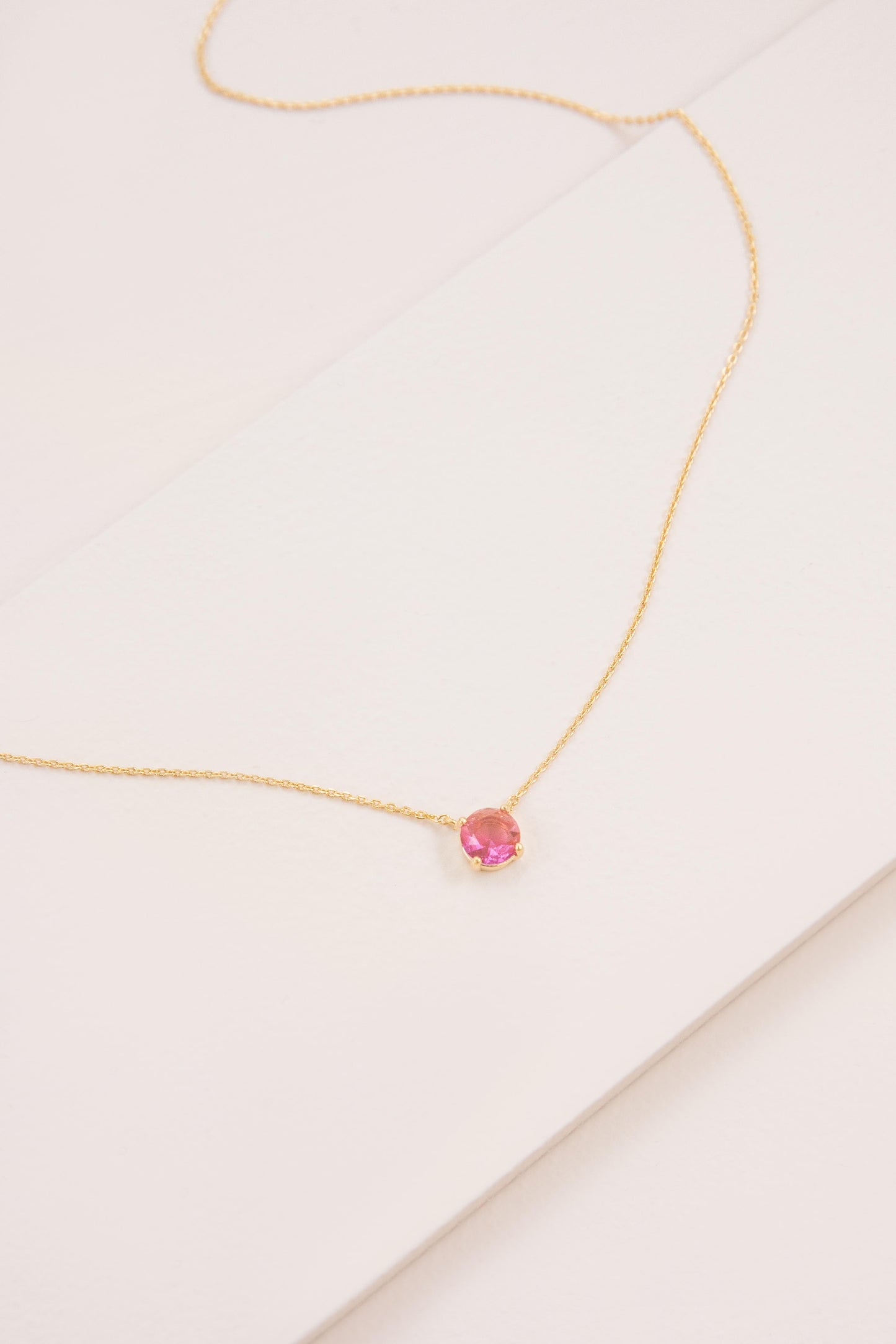 Ombre Stone Round Necklace