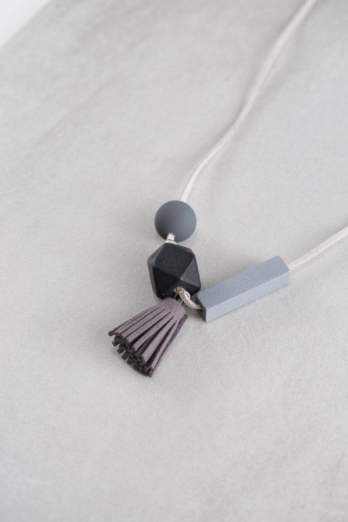 Nala Tassel Necklace | Gray