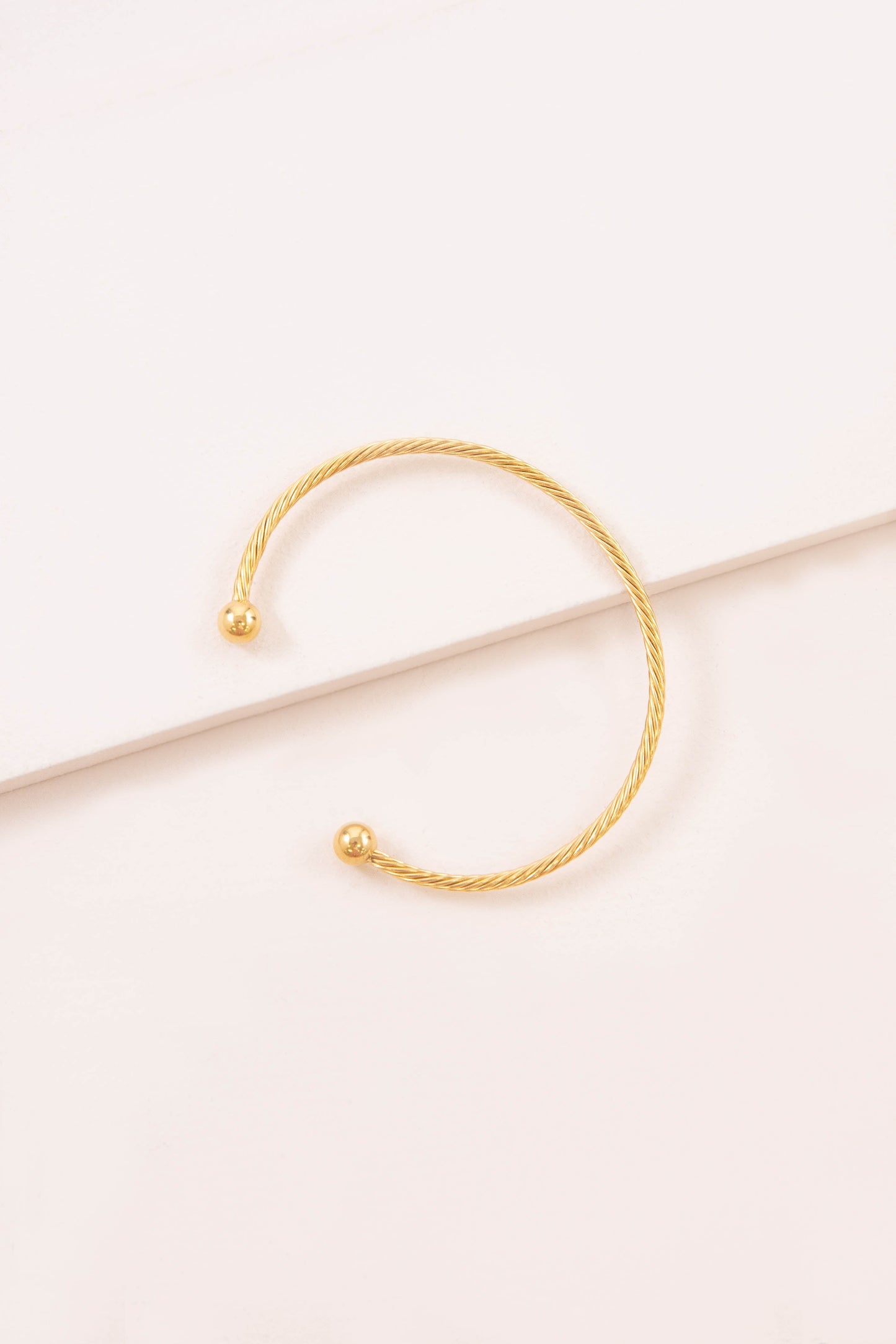 Solemn Cuff Bracelet | Gold