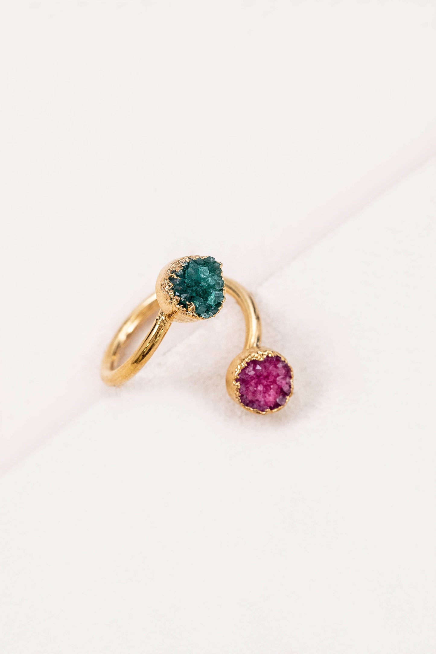 Druzy Dot Ring | Magenta Green