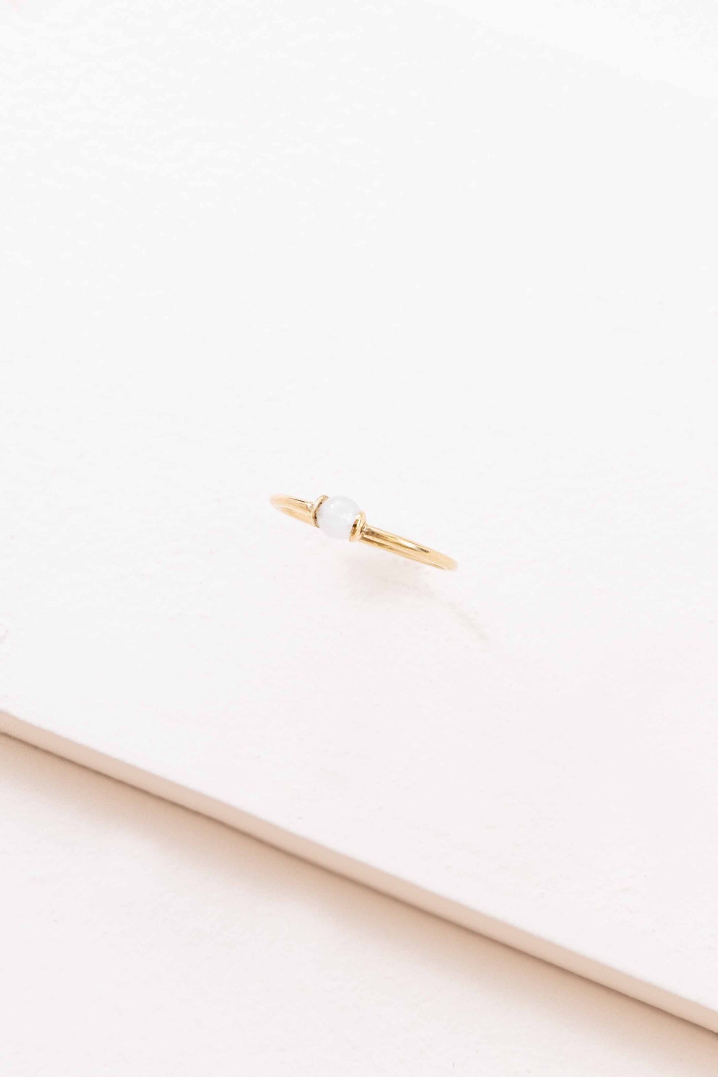 Simple Stone Ring | White