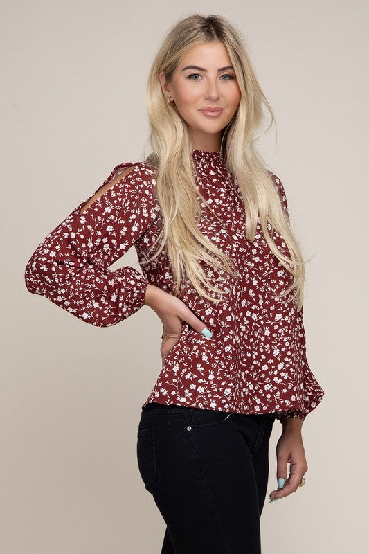 Ditsy Floral Print Split Sleeve Blouse