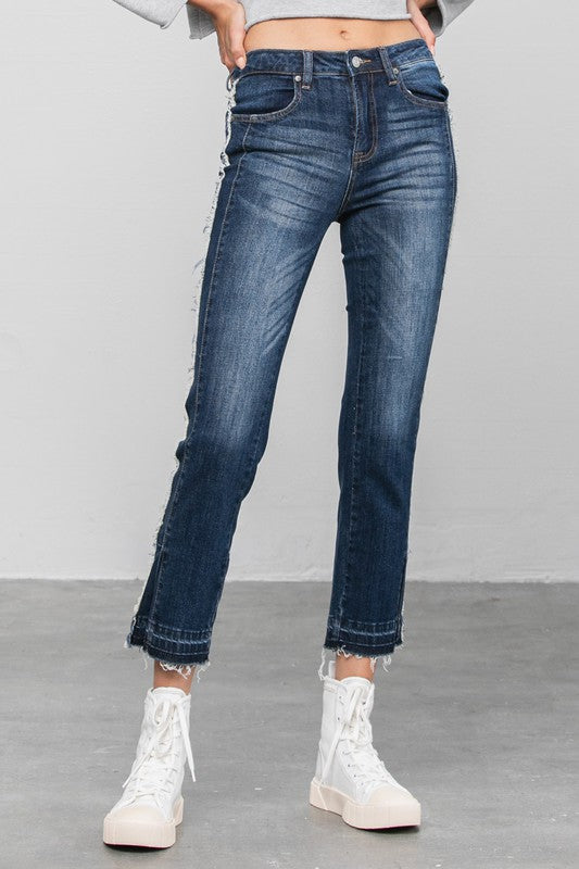 Frayed Hem Cropped Straight Jeans | Modern Boutique Fashion