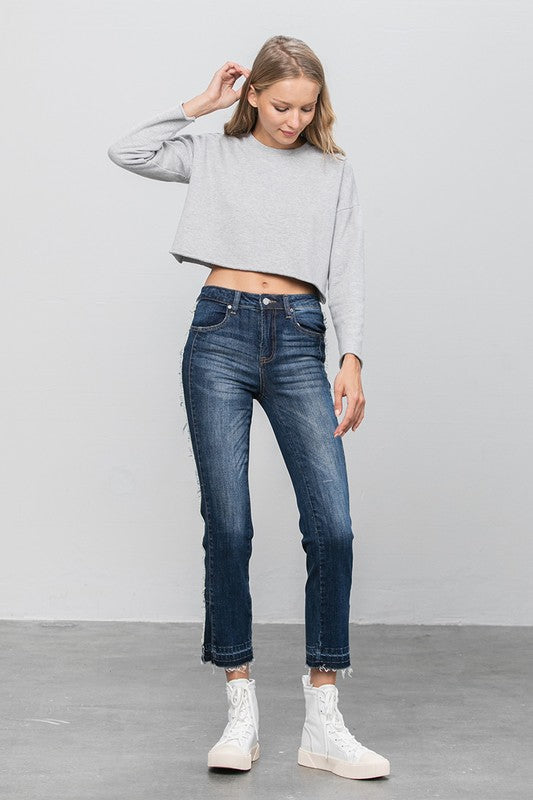 Frayed Hem Cropped Straight Jeans | Modern Boutique Fashion