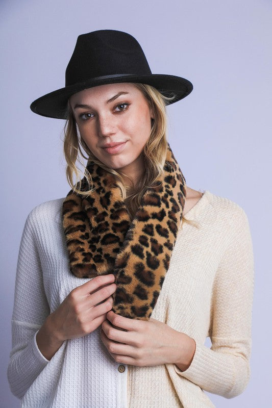 Faux Fur Leopard Scarf | Modern Boutique Fashion