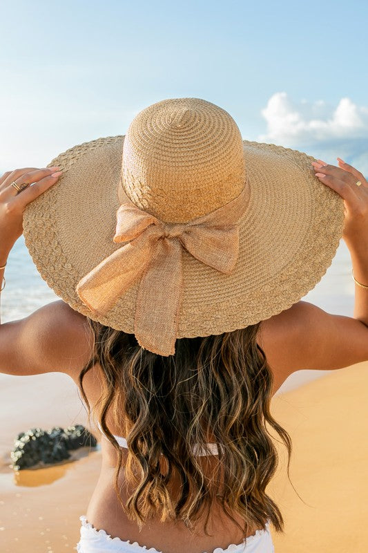 Scallop Edge Bow Accent Sunhat | Modern Boutique Fashion