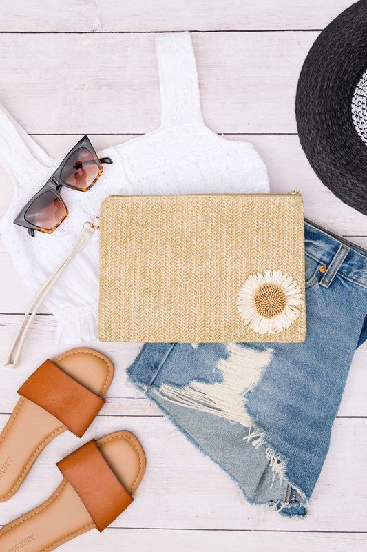 Daisy Wristlet Clutch | Modern Boutique Fashion