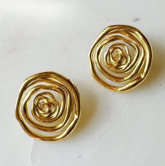Oh My Gold Swirl Stud Earrings
