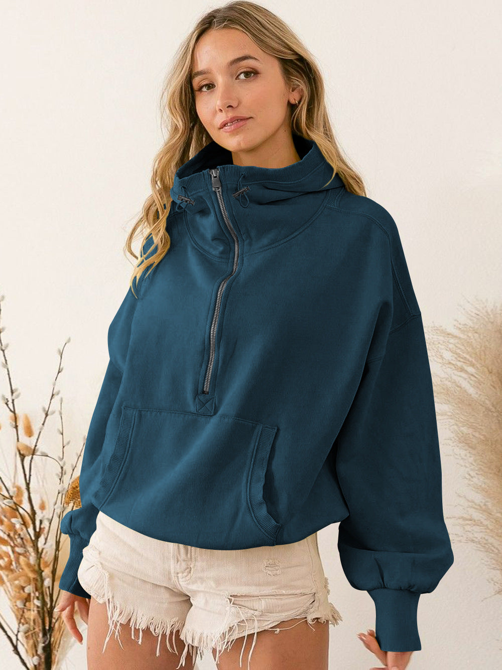 š§āāļø Women's Zip-Up Fitness Hoodie