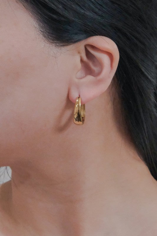 Oblong Hoop Earrings Gold