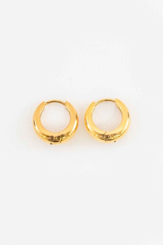 Minimal 17mm Hoop Earrings Gold