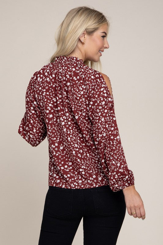 Ditsy Floral Print Split Sleeve Blouse