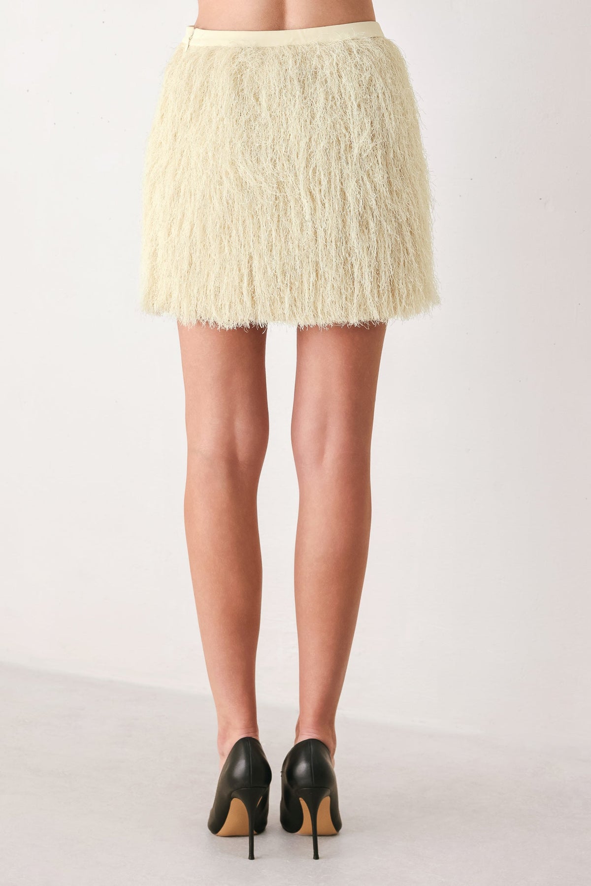 CREAM FEATHERLIGHT EYELASH FRINGE MINI SKIRT