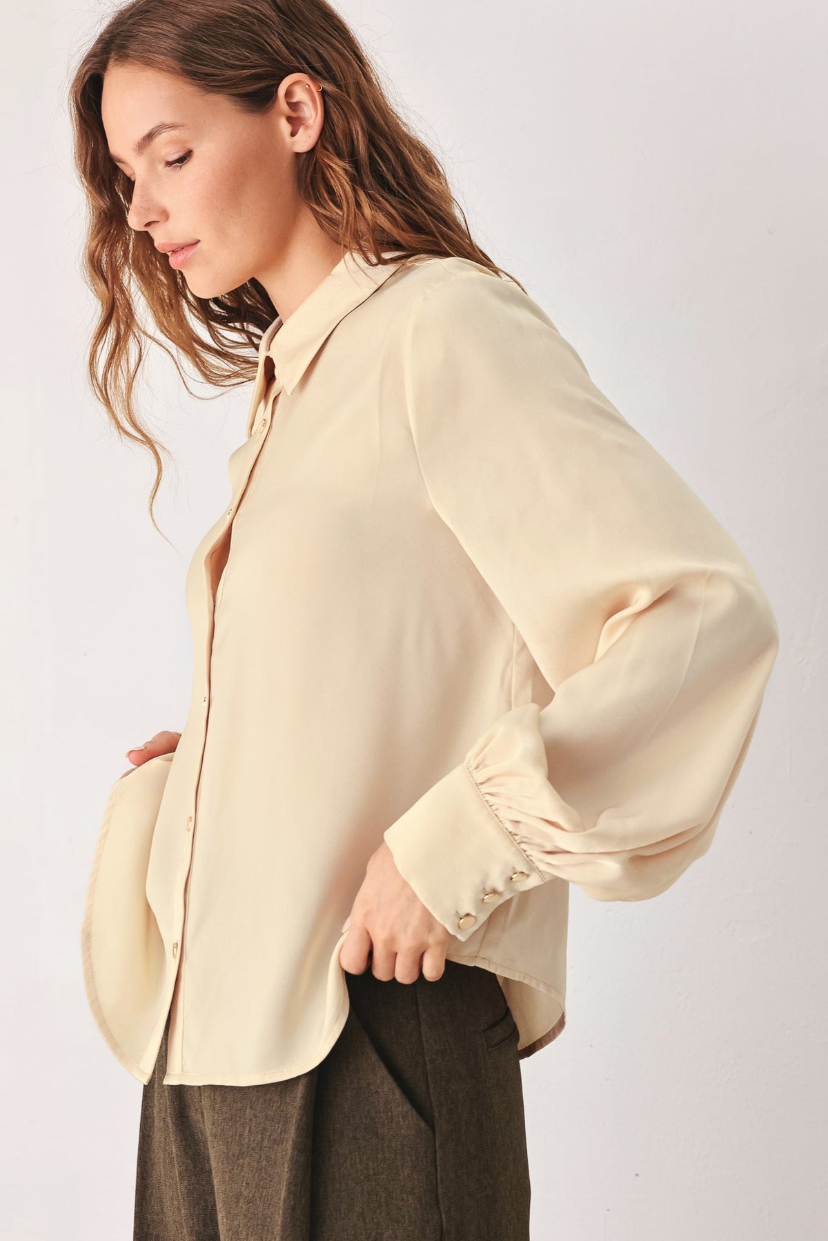 CANYON BROWN WOVEN TOP