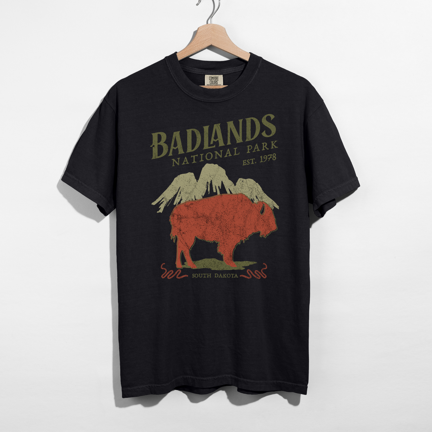 Badlands National Park Graphic Tee – Vintage South Dakota Bison Shirt