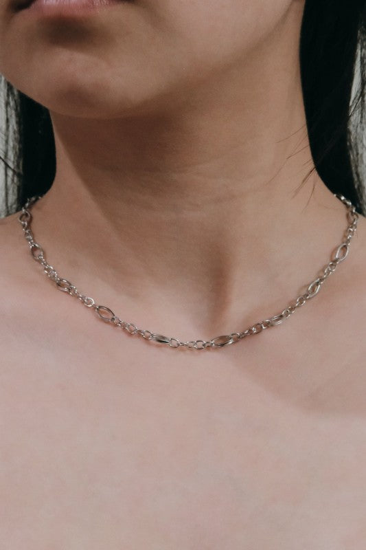 Spaced Oval Link Necklace Silver