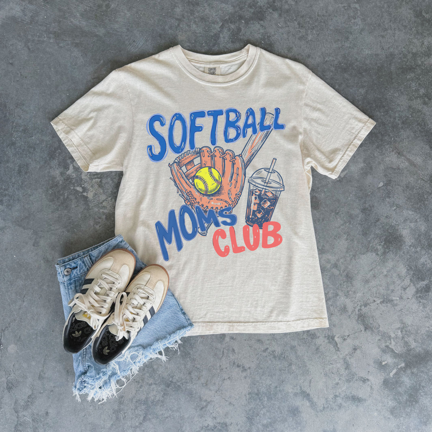 Softball Moms Club Graphic Tee β Cute Softball Mom Shirt
