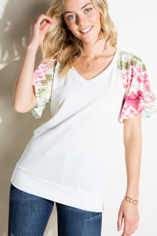 V NECK SHORT FLAIR SLEEVE TOP