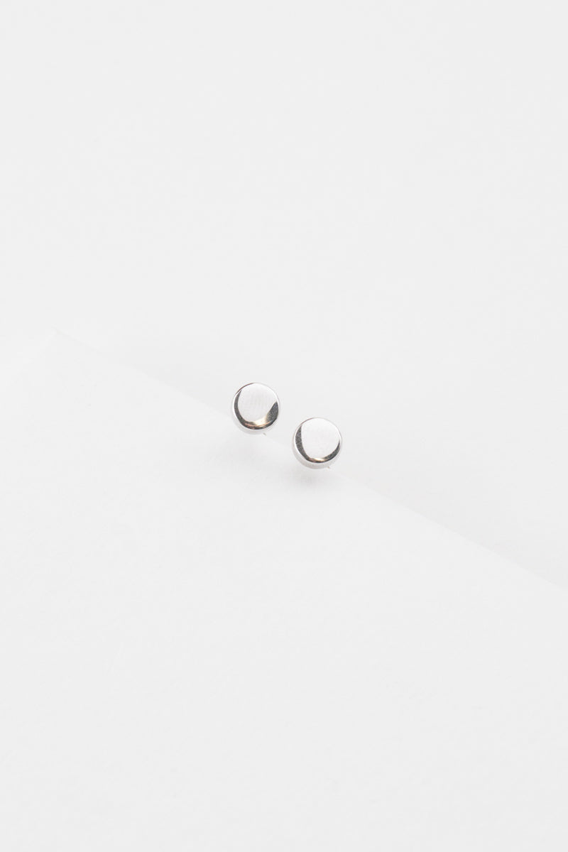 Polished Circle Stud Earrings