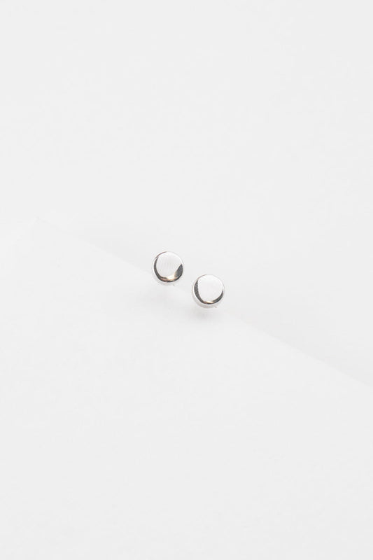 Polished Circle Stud Earrings