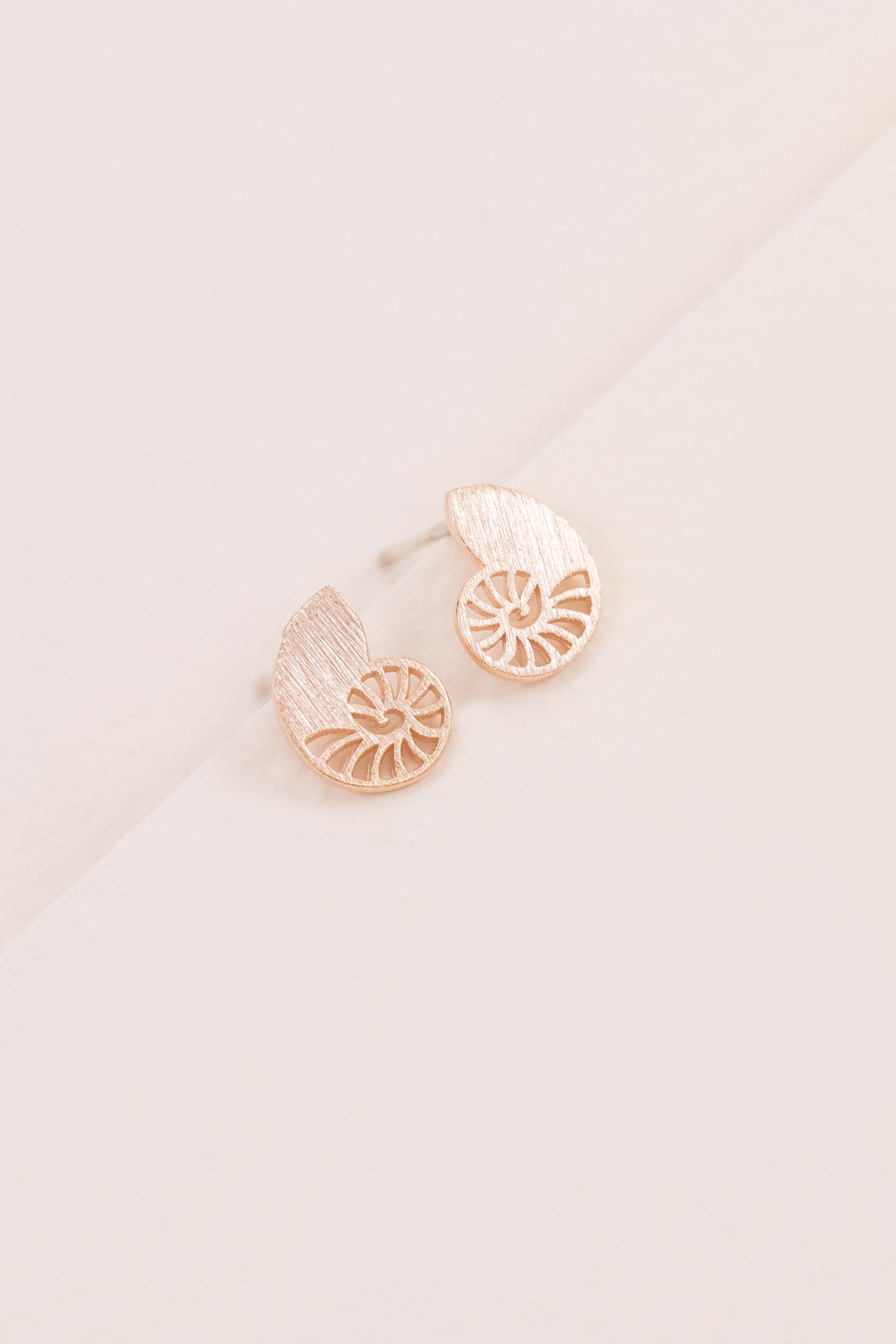 Kahakai Shell Earring