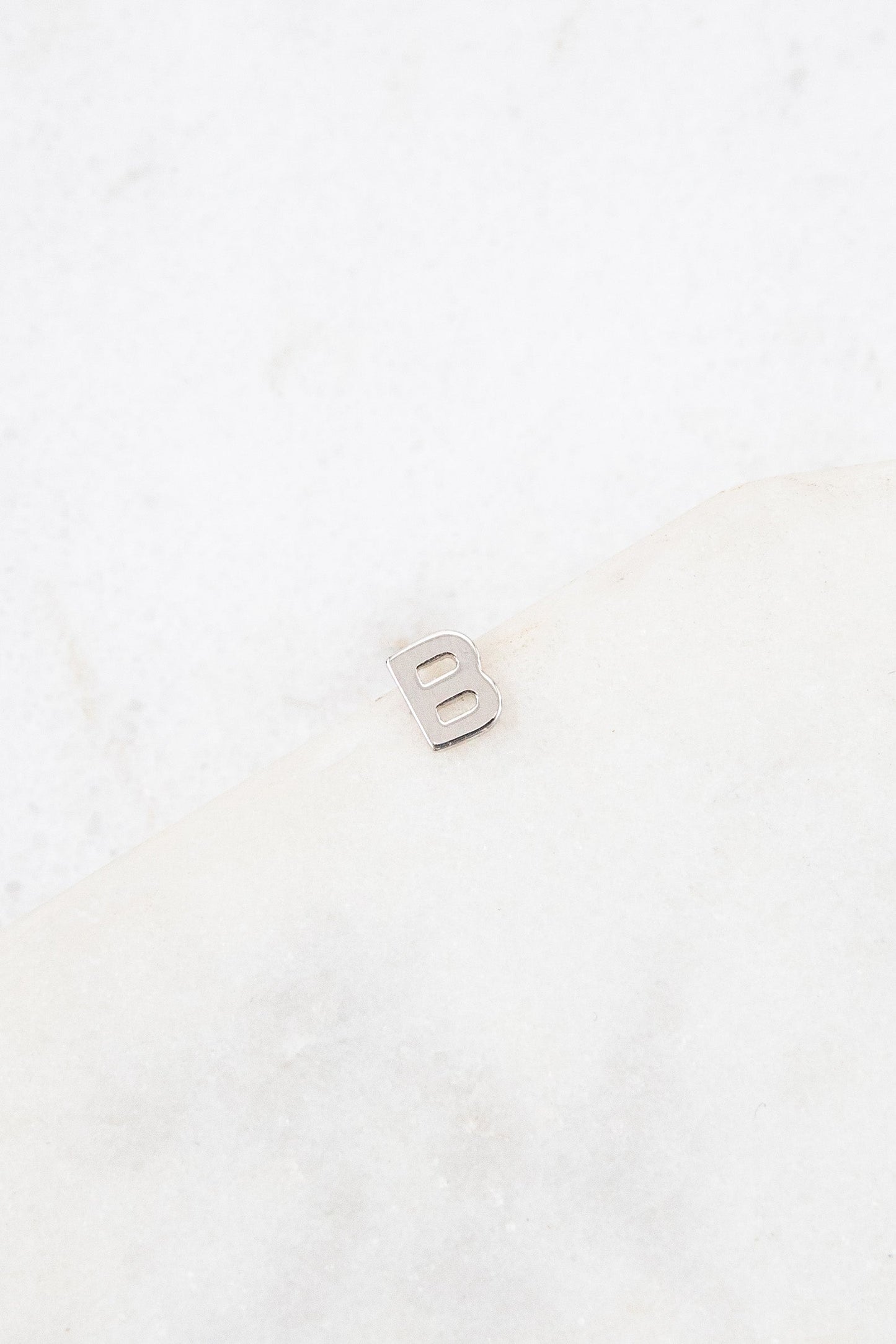 Alphabet Earring (sterl.)