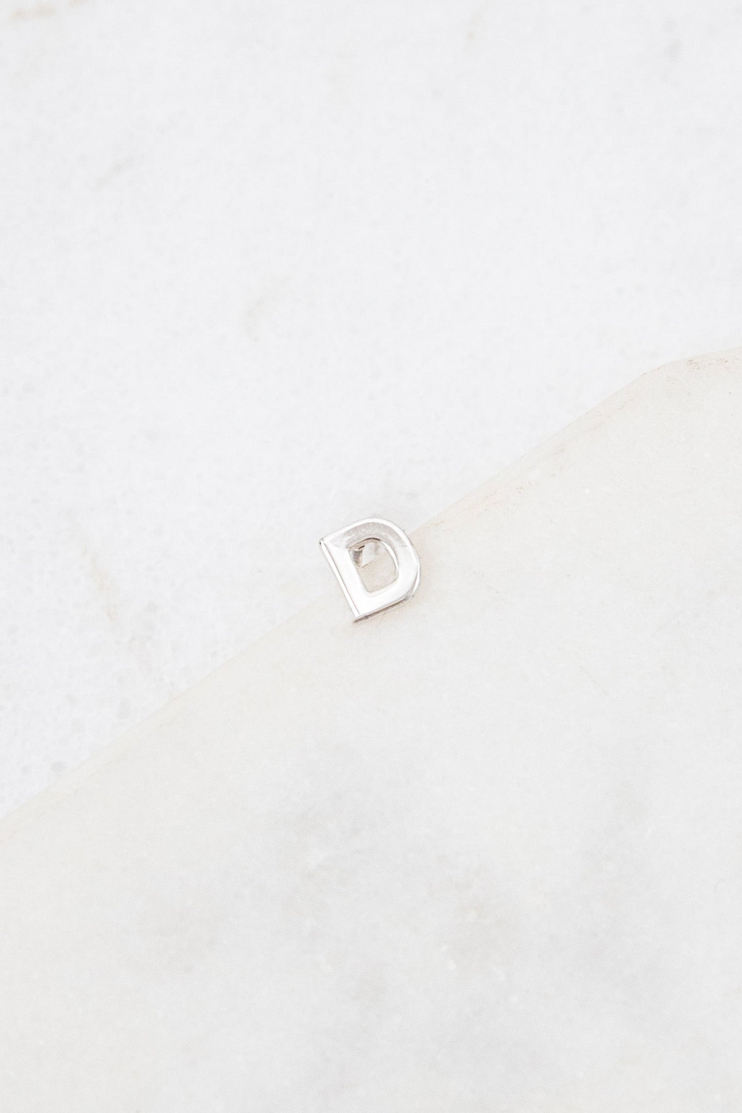 Alphabet Earring (sterl.)