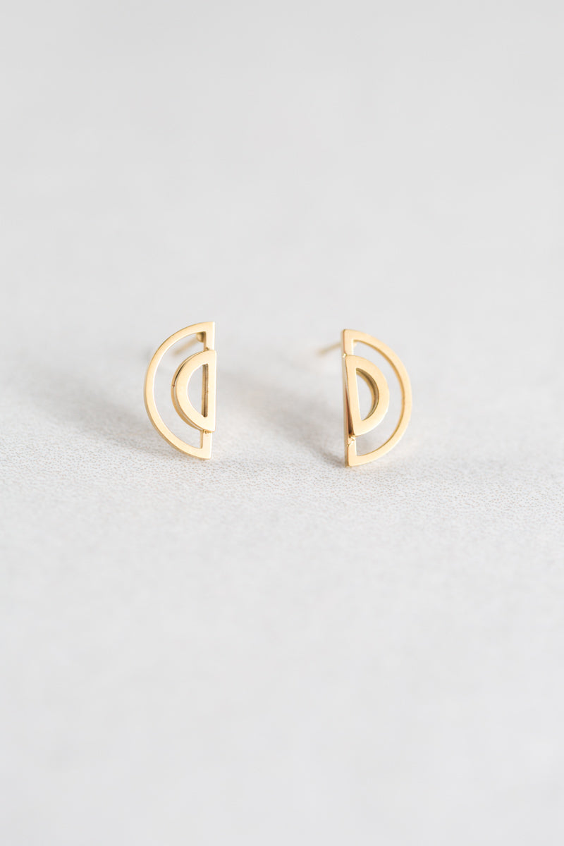 Echo Beam Semi-Circle Earrings | Gold (14K)