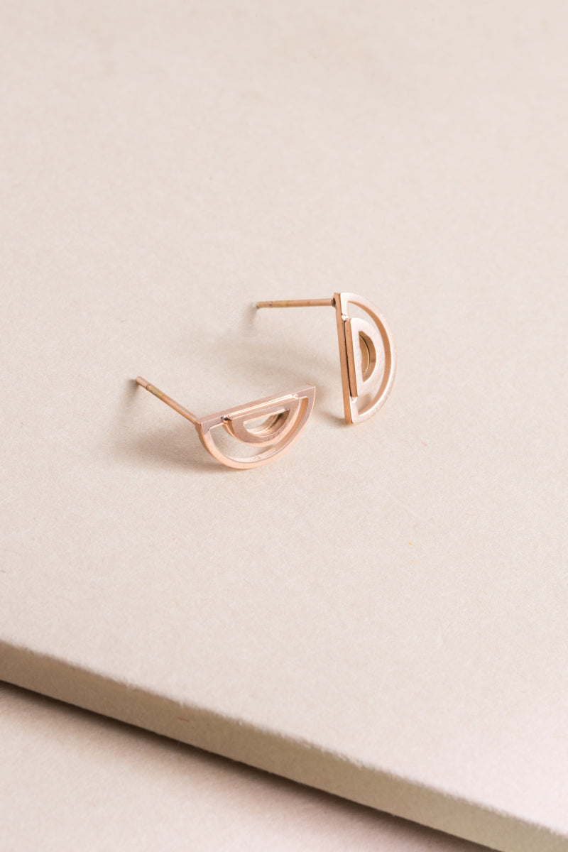 Echo Beam Semi-Circle Earrings | Rose Gold (14K)