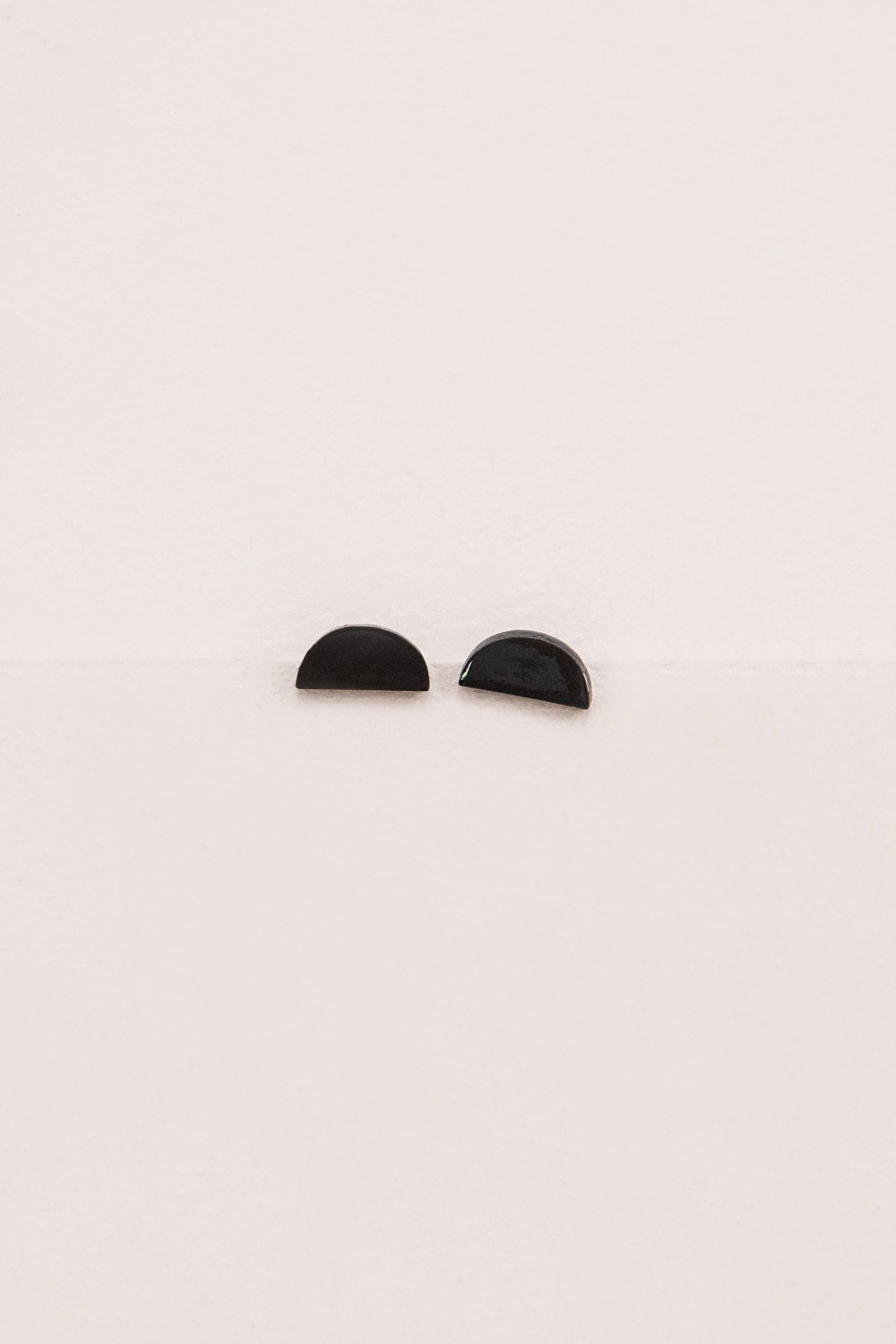 Porsha Semi Circle Stud Earrings | Black