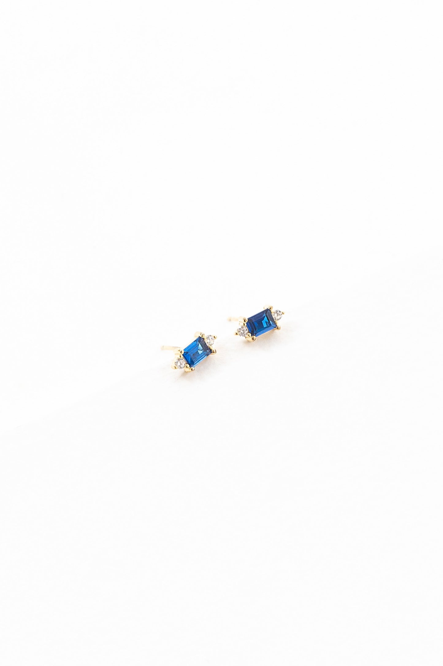 Kept Treasure Stud Earrings (14K)