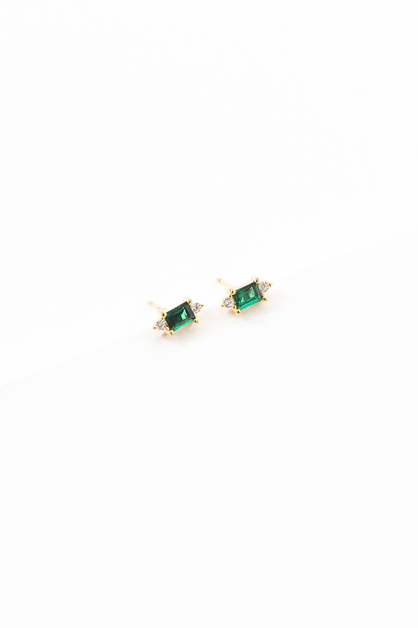 Kept Treasure Stud Earrings (14K)