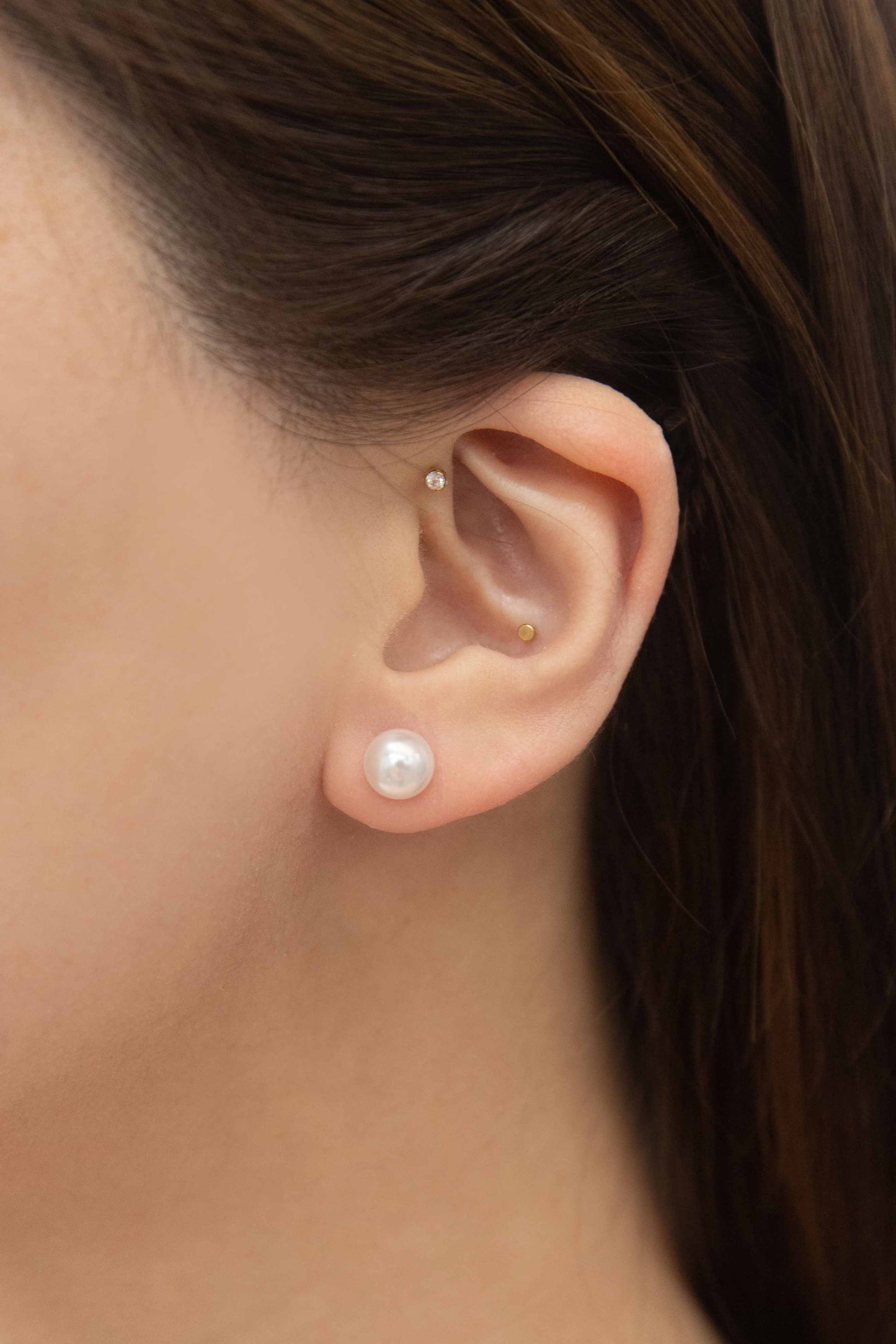 Flawless Pearl Stud Earrings | Medium (14K)