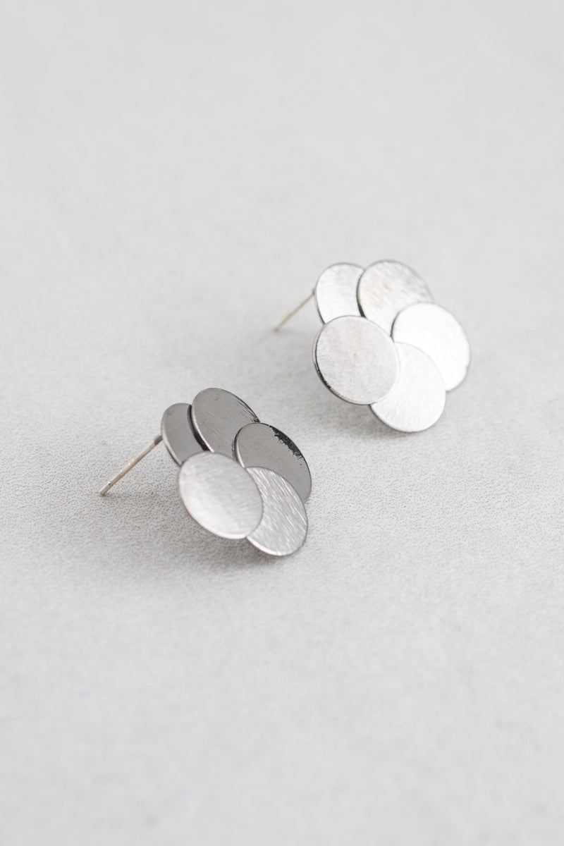 Round and Round Earrings | Gunmetal