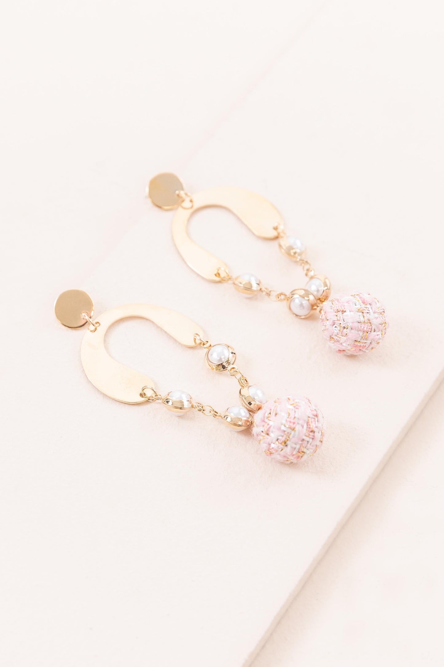 Won Over Twill Earrings | Pink