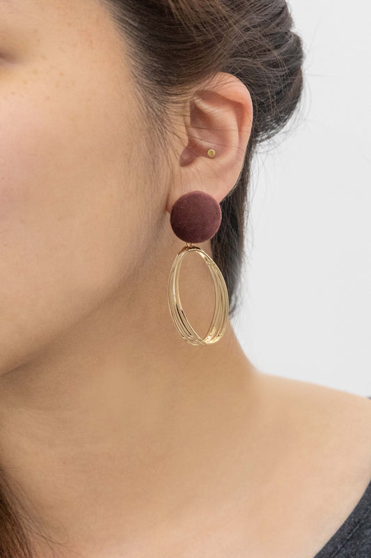 Pursuit Button Earrings | Maroon