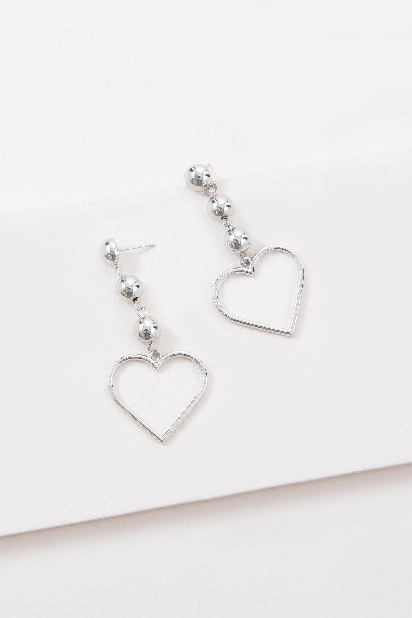 It's a Fling Drop Earrings | Silver