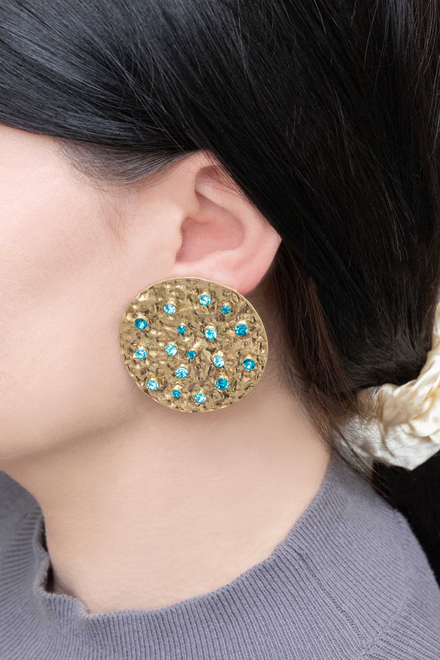 Wishing Well Plate Earrings | Blue