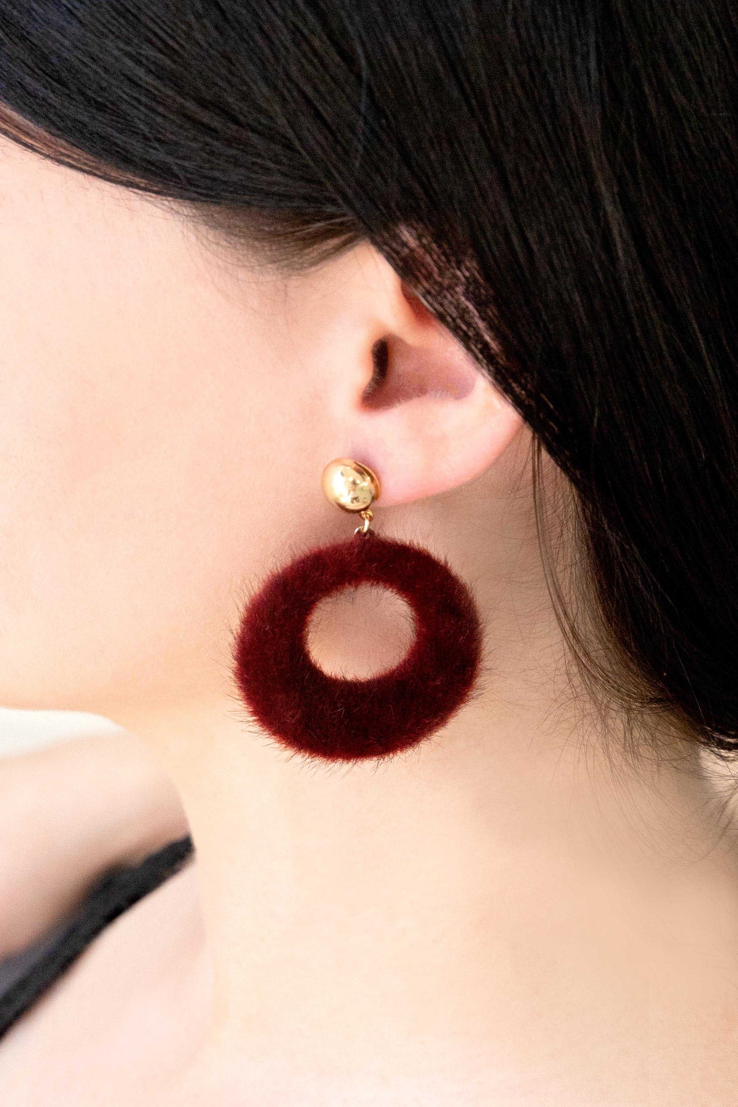 Fuzzy Mod Circle Earrings | Burgundy (14K)