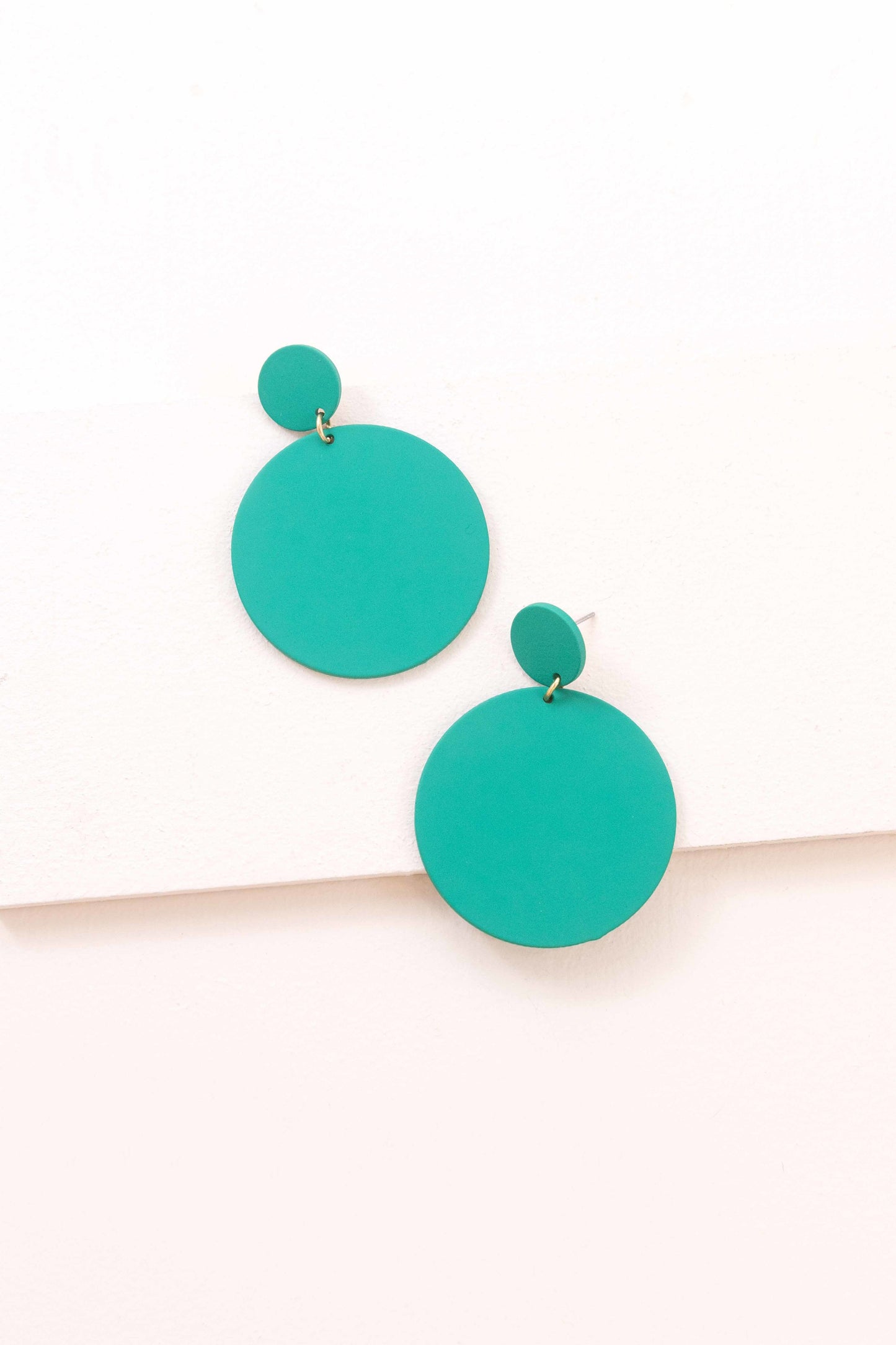 En Vogue Dangle Earrings | Green