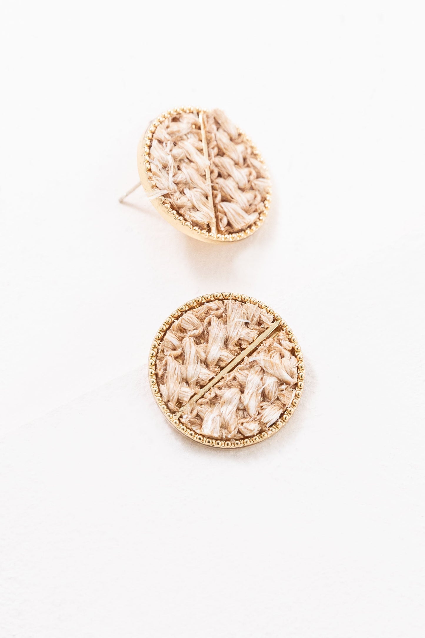 Woven Wicker Studs