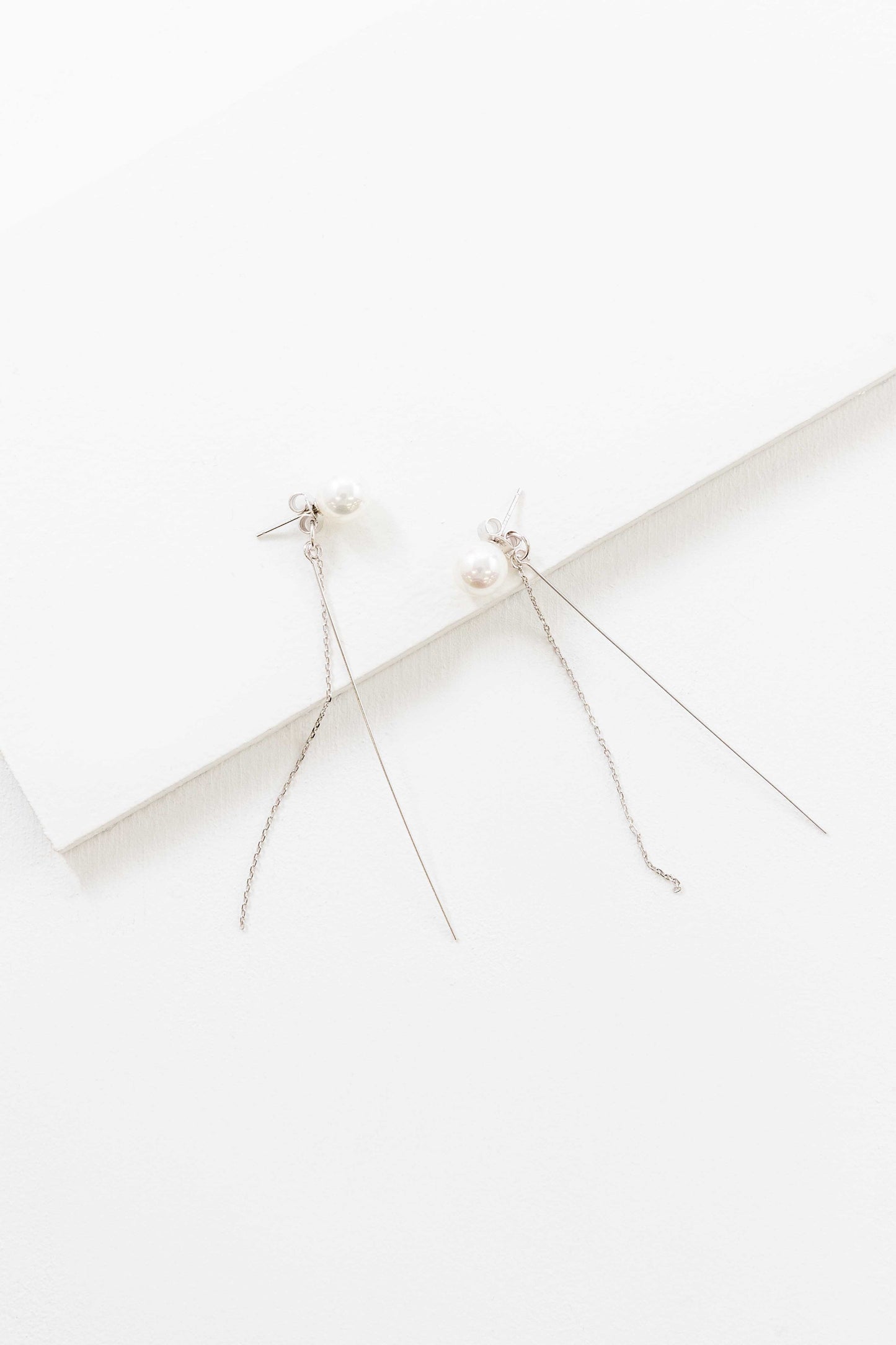 Pearl Tassel Bar Ear Jacket