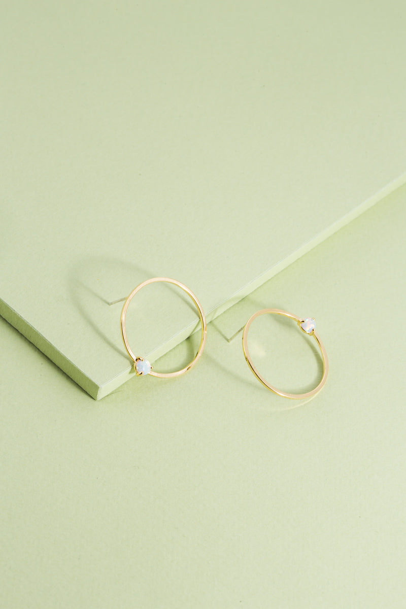 Pixum Orbit Stone Earrings | White