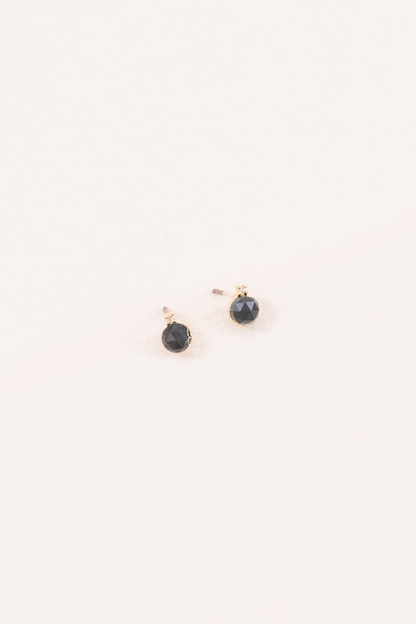Perfect Duo Stone Earrings | Black