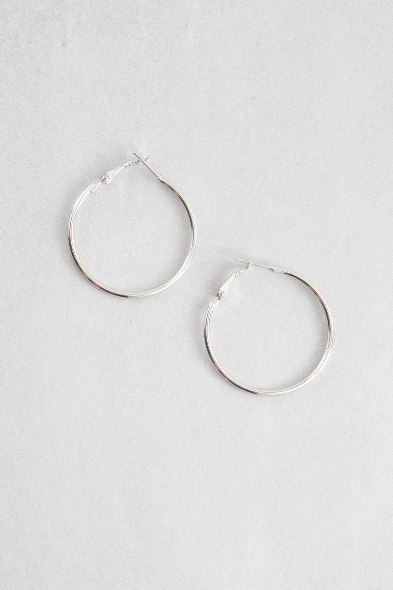 The Classic Hoop Earrings | Medium